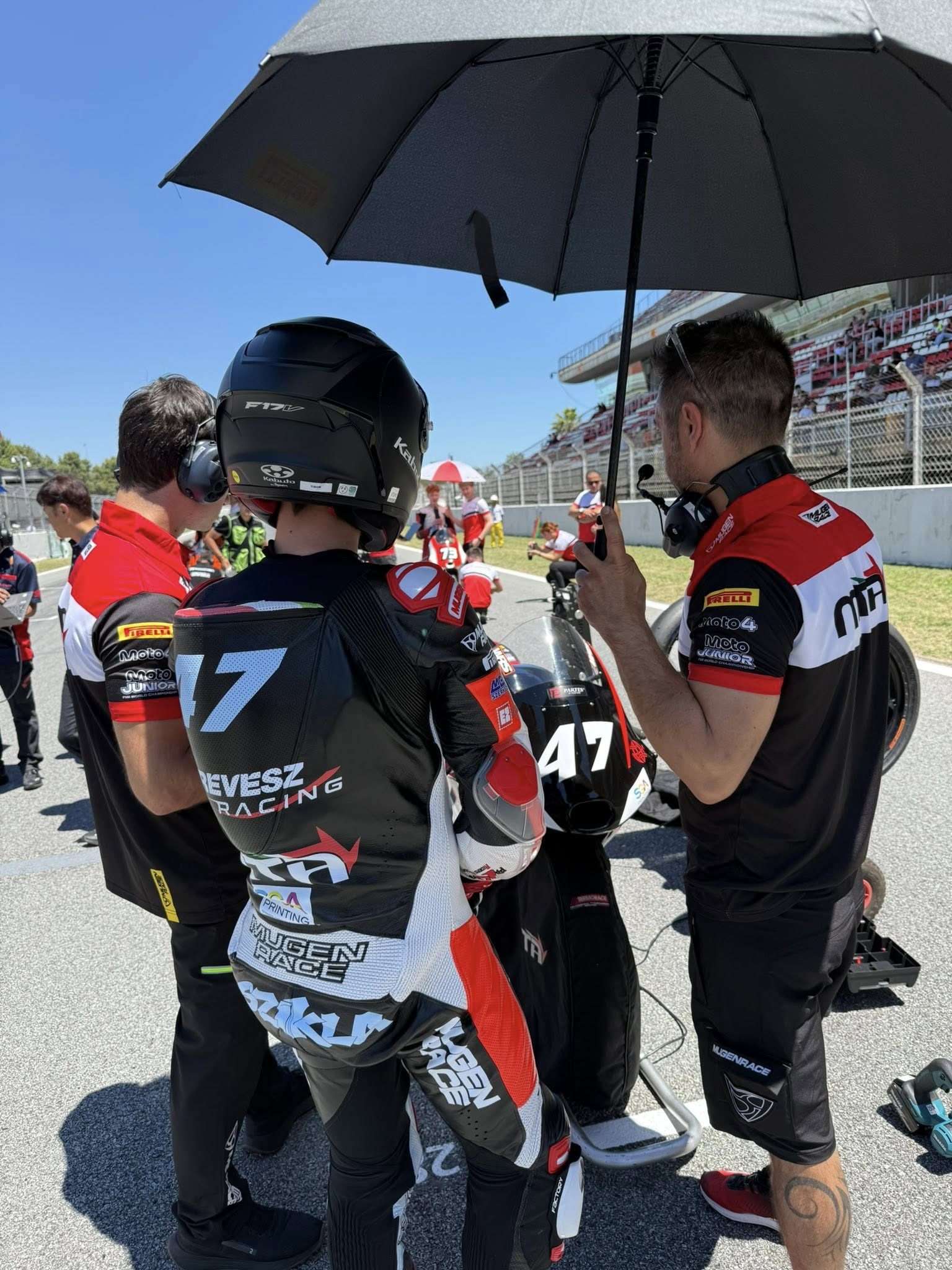 MTA JuniorGP Moto3 versenymotor részlet Varga Tibor Erik oldalán